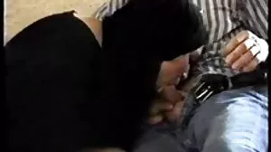 La magnifique petite Nita aux seins video lesbienne xxx gratuit adore une grosse bite de klaxon