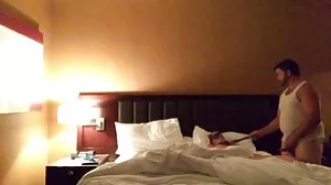 Alison Rey baise dans le lit avec ses seins naturels video sex xxx gratuit