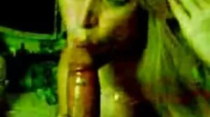 La pom-pom girl Lilly Hall enculée videos x femmes rondes
