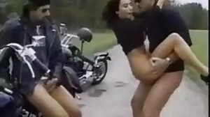 Rapproche toi video xxx jeune fille